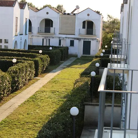 Aparthotel Blu Mare Alimini 4*
