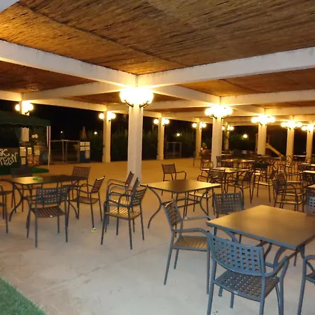 Blu Mare Alimini 公寓式酒店