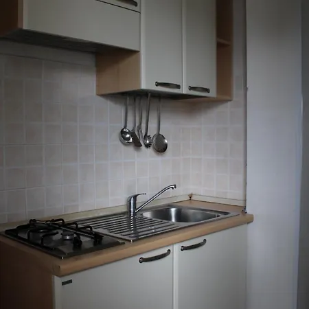 Blu Mare Alimini 公寓式酒店